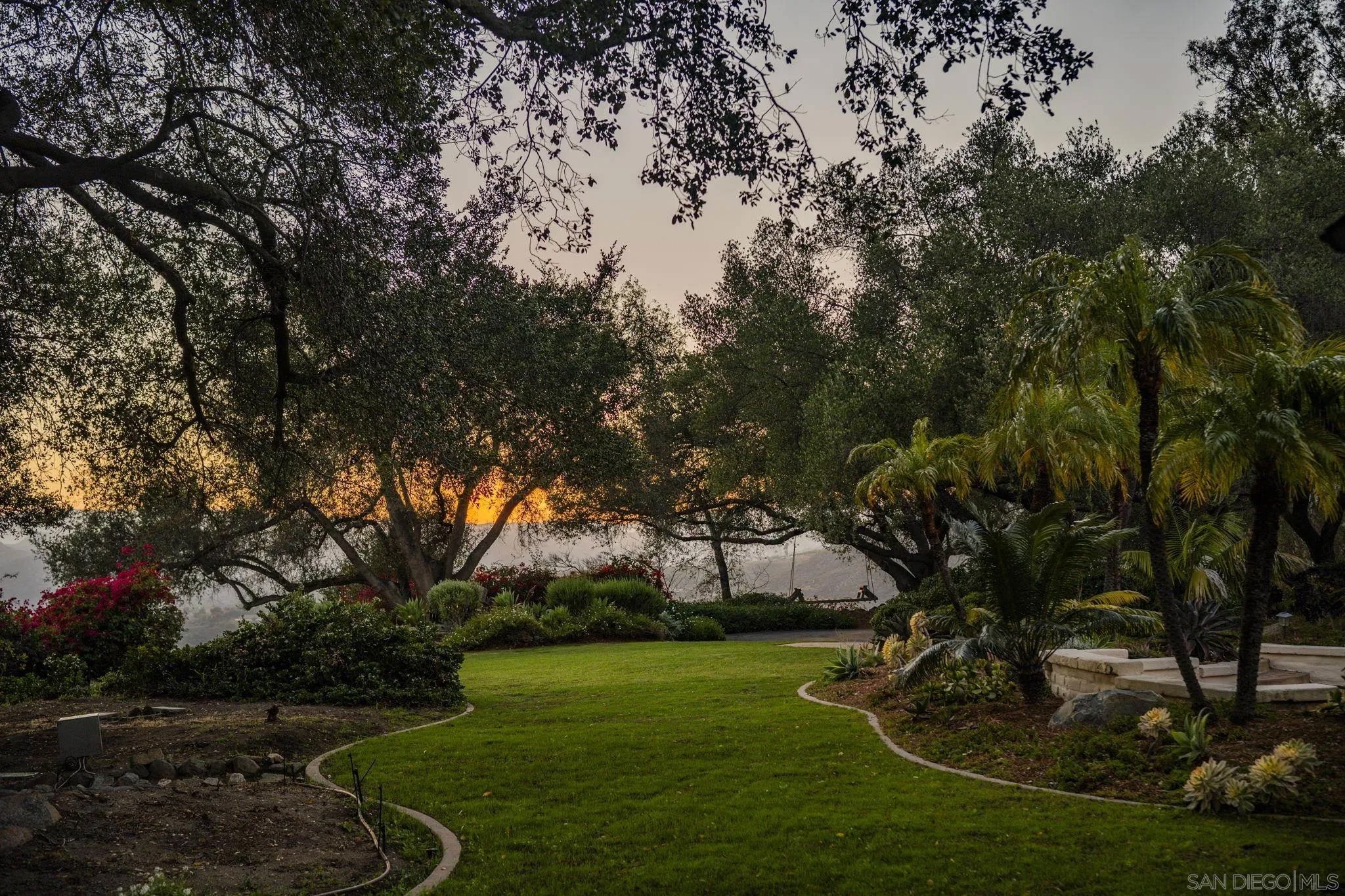 2825 Vista Del Rio