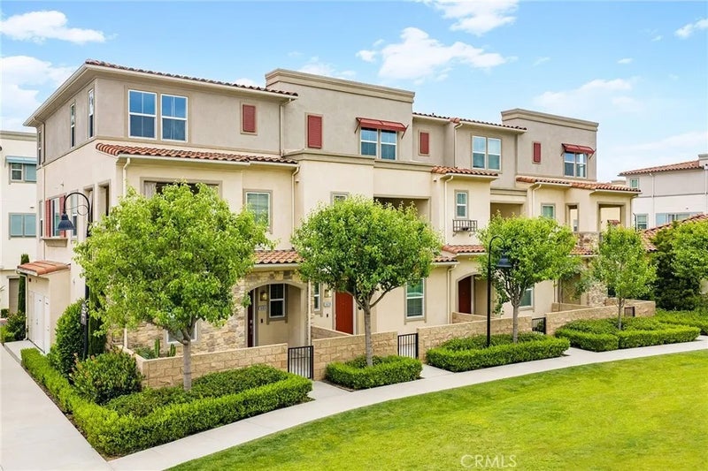 1601 St Simon Circle D