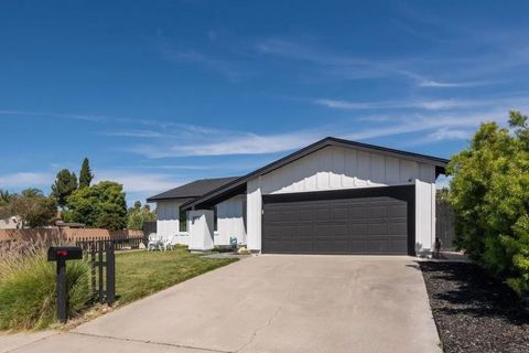 Tiny photo for 8419 Menkar Rd, San Diego, CA 92126 (MLS # NDP2509645)