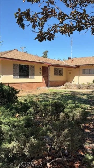 1454 W Gettysburg
