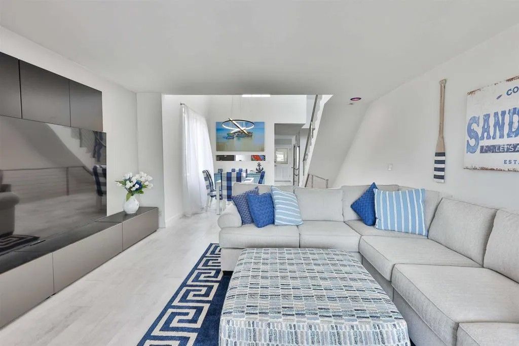 Photo of 942 D Avenue #B, Coronado, CA 92118 (MLS # PTP2601492)