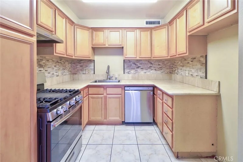 1375 Cypress