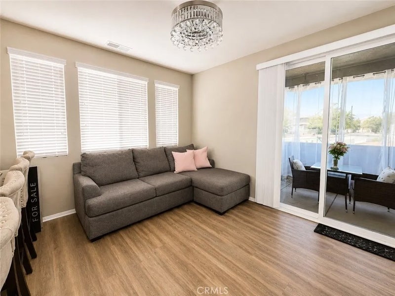 824 Coriander 502