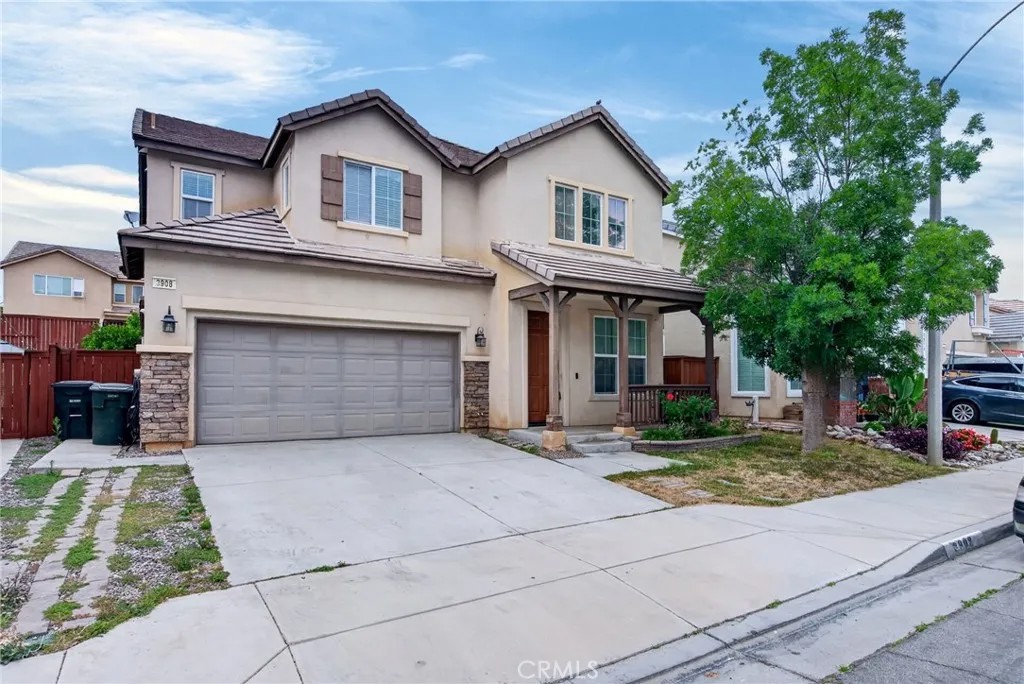 3908 Bluff