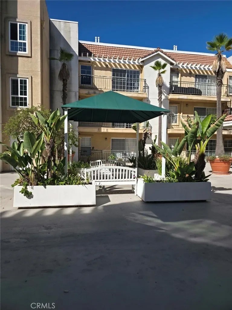4760 Templeton 3204