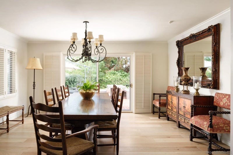 6055 Lago Lindo