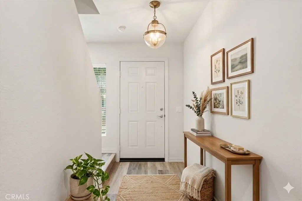 1212 Ironsides Lane