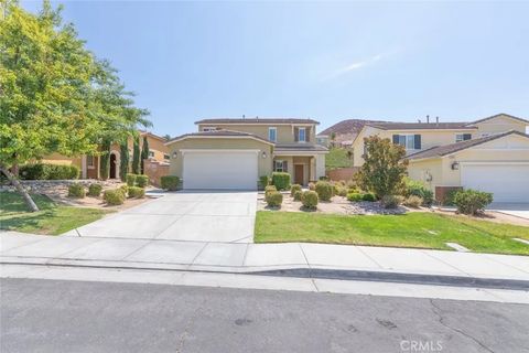 Photo of 35135 Sorrel Lane, Lake Elsinore, CA 92532 (MLS # OC25252039)