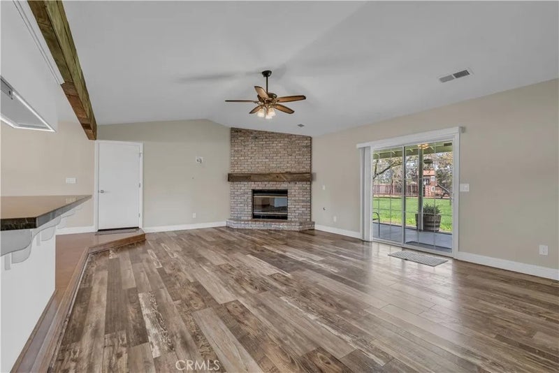 2850 Woodbury Court