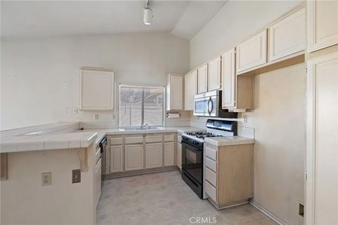 Tiny photo for 1289 Biltmore Circle, Corona, CA 92882 (MLS # AR25244475)