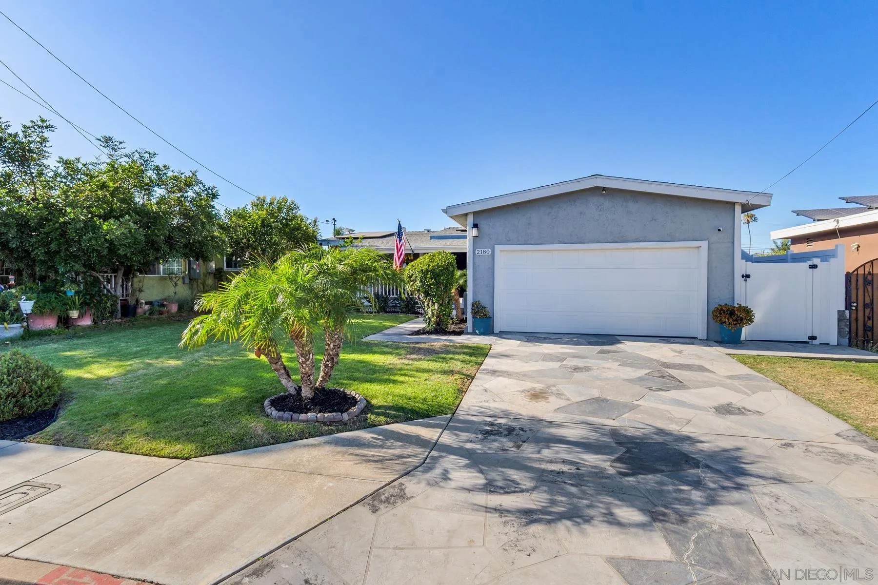 2180 Iris Ave