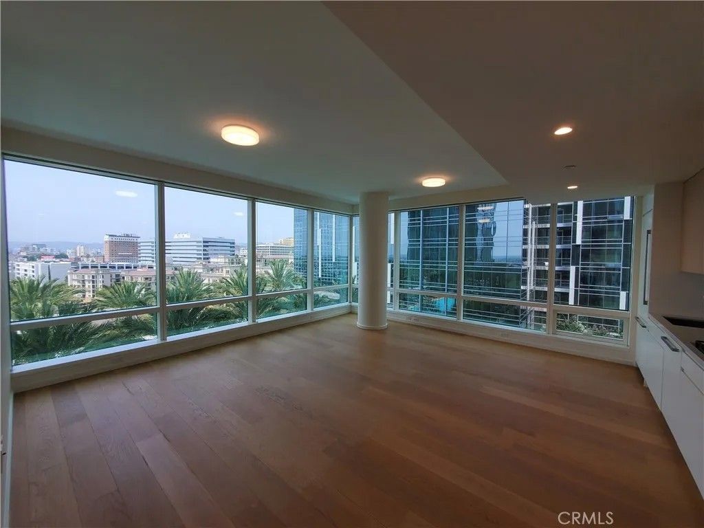 Photo of 877 Francisco Street #1202, Los Angeles, CA 90017 (MLS # CV26097972)