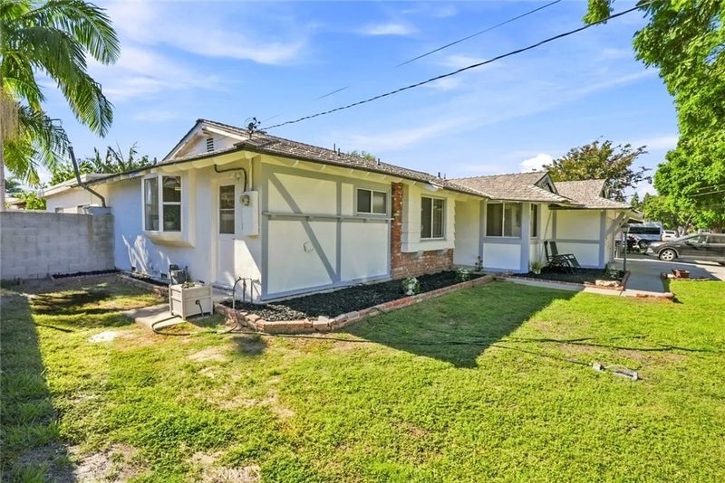 2612 Townley