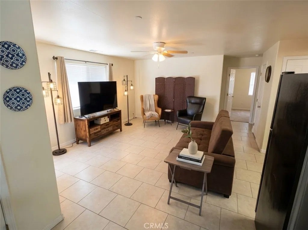 549 S Del Norte