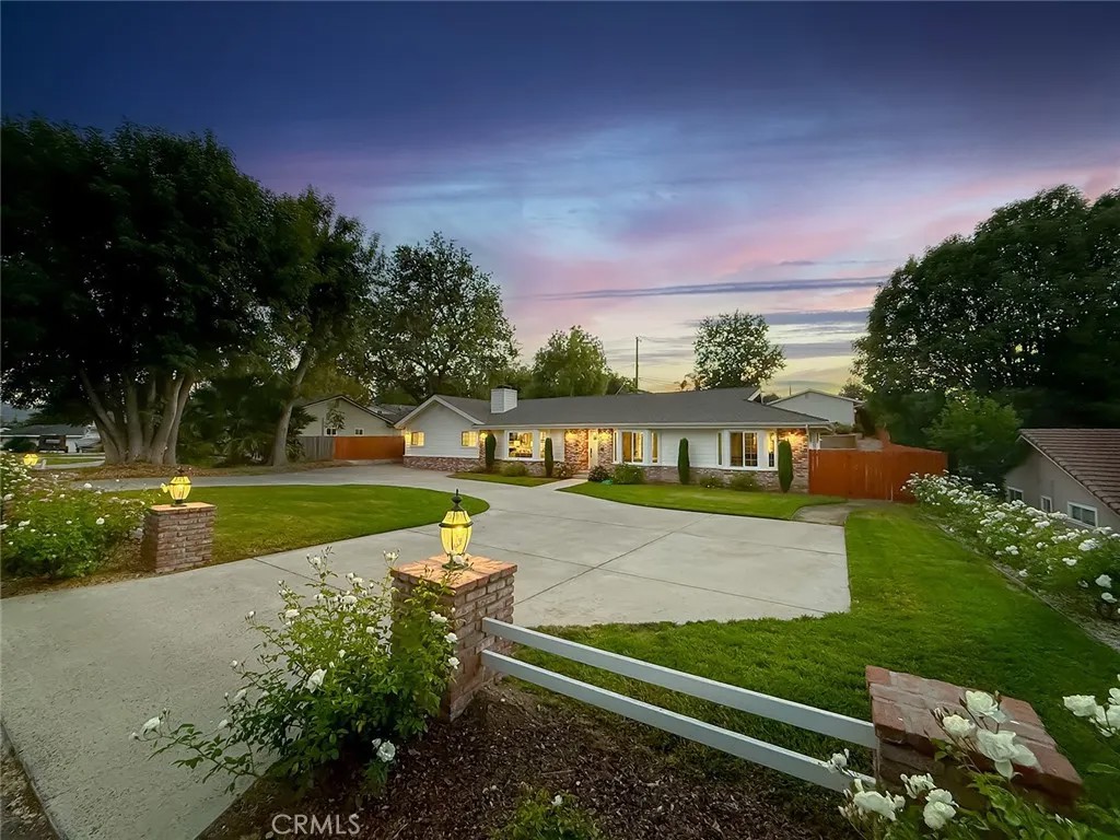 843 Encino Vista Drive