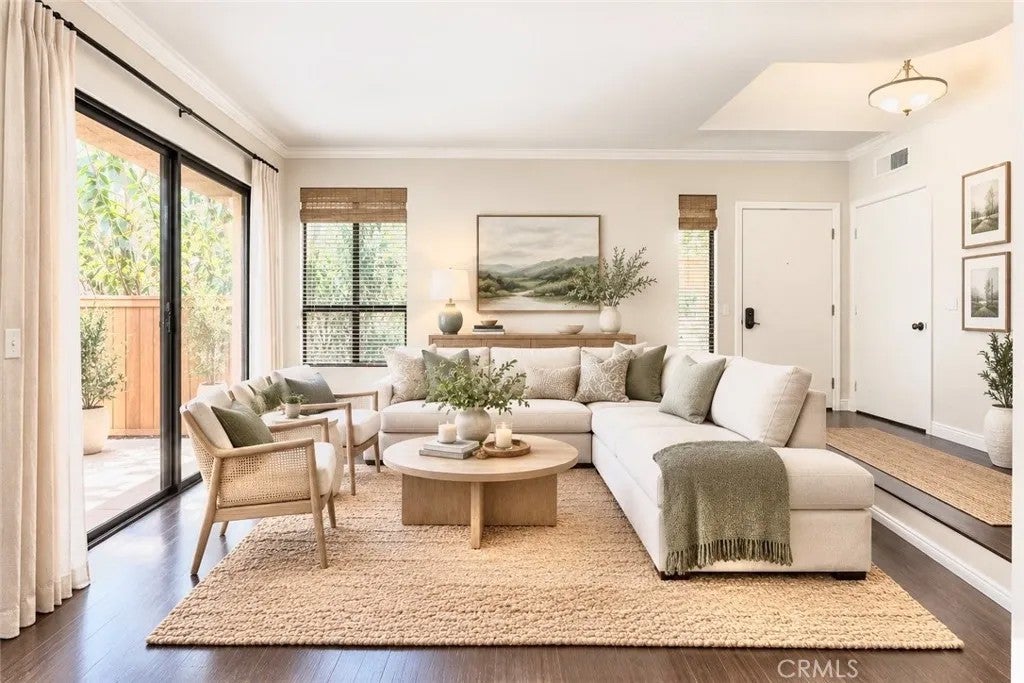 1206 Walnut Grove