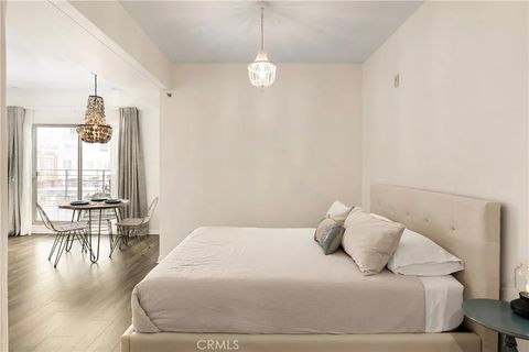 Tiny photo for 450 J Street #4101, San Diego, CA 92101 (MLS # OC25192145)