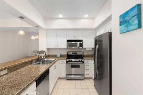 Tiny photo for 450 J Street #4101, San Diego, CA 92101 (MLS # OC25192145)
