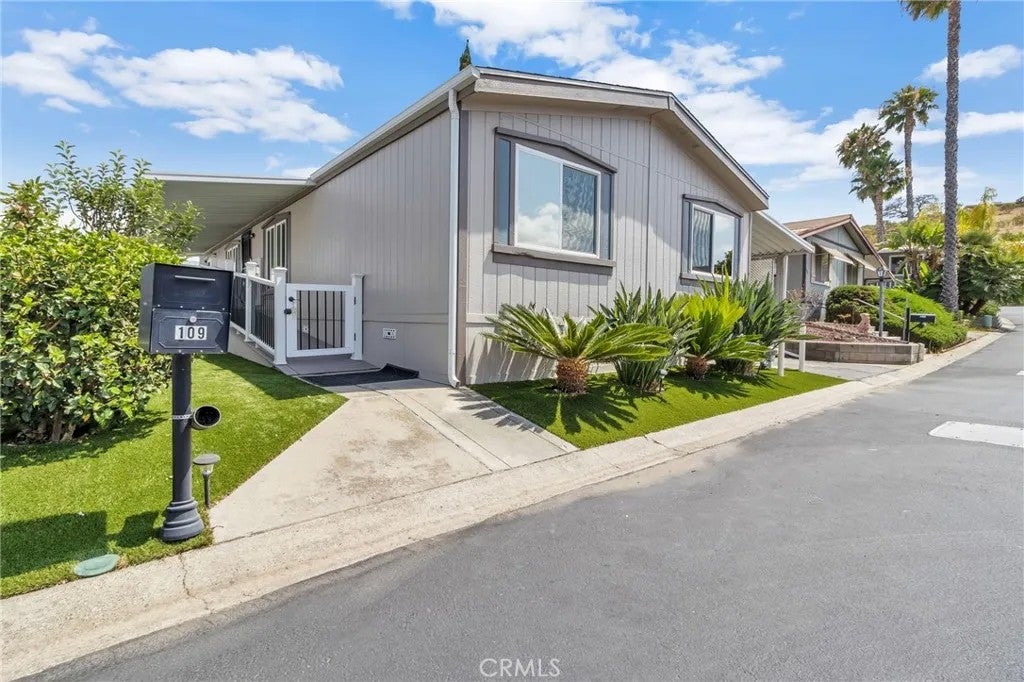 Photo of 971 Borden RD #109, San Marcos, CA 92069 (MLS # ND26145173)