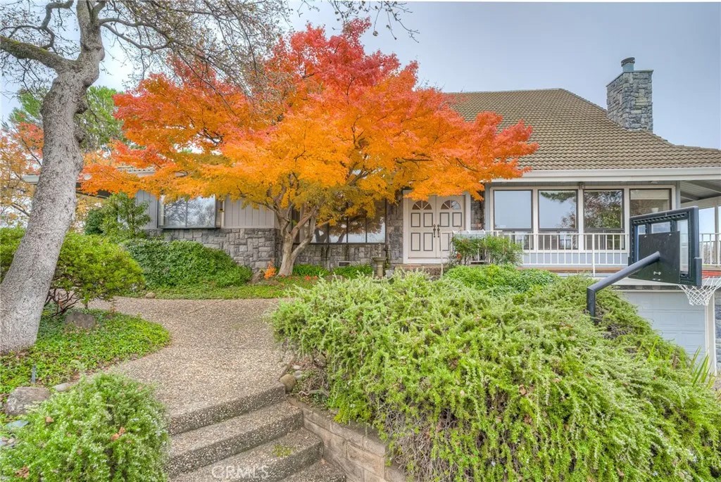 3 Lemon Hill Court