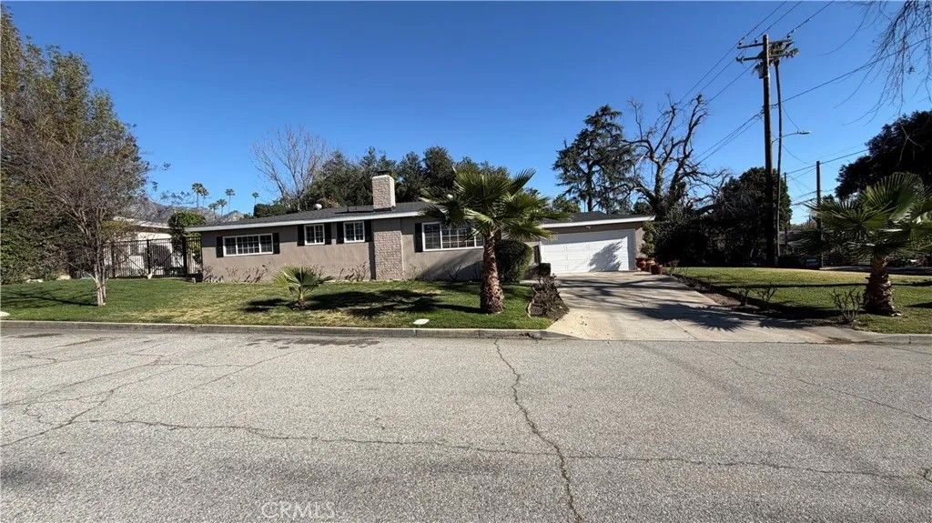 Photo of 649 E Sacramento St, Altadena, CA 91001 (MLS # CV26027504)