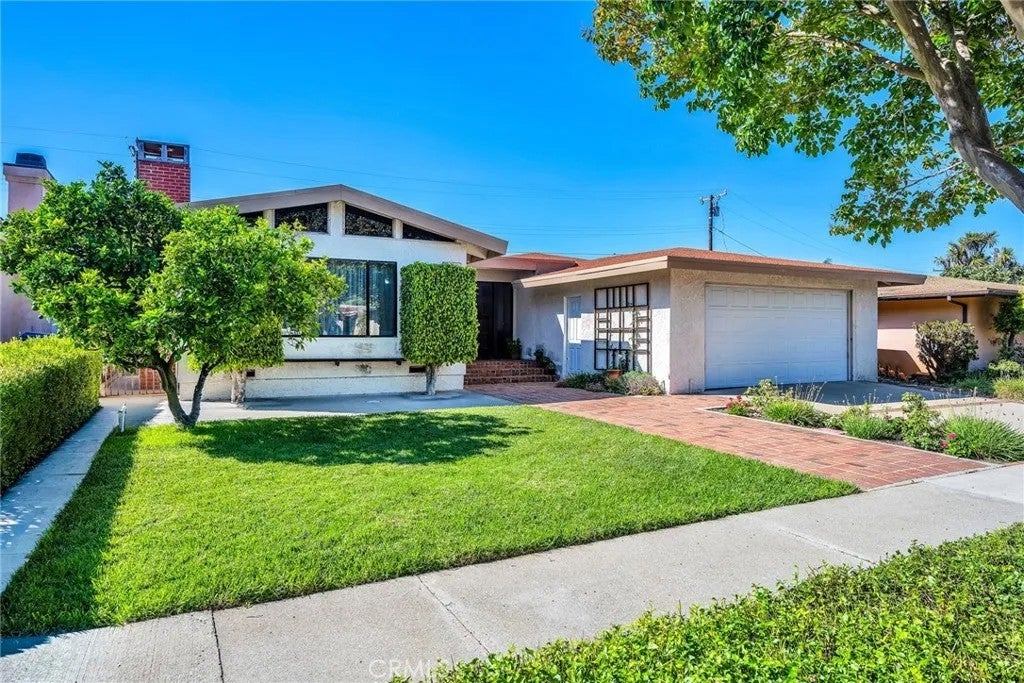 5417 Bayridge Road
