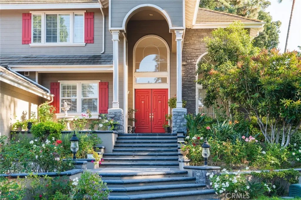 435 S Estate Drive