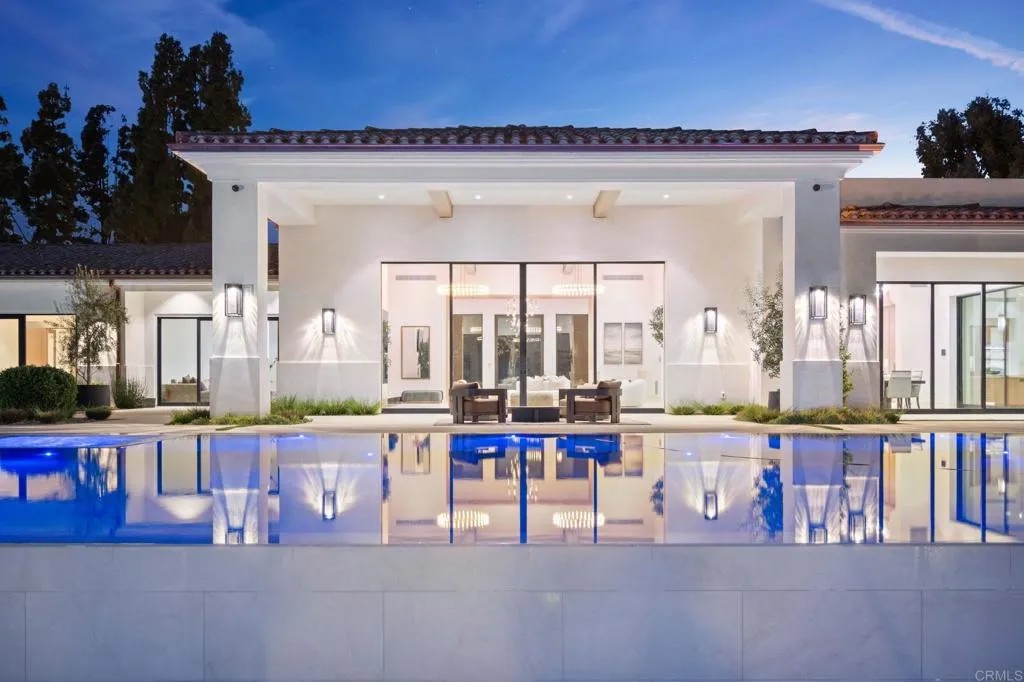 6497 Calle Del Alcazar