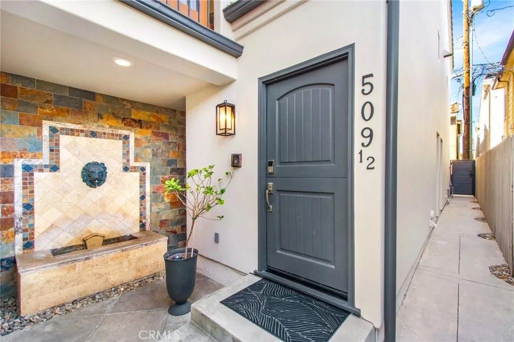 Photo of 509 Marigold Avenue #1/2, Corona Del Mar, CA 92625 (MLS # OC26041613)