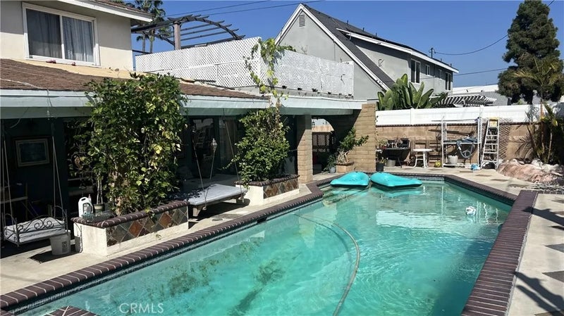 1524 E Glendale