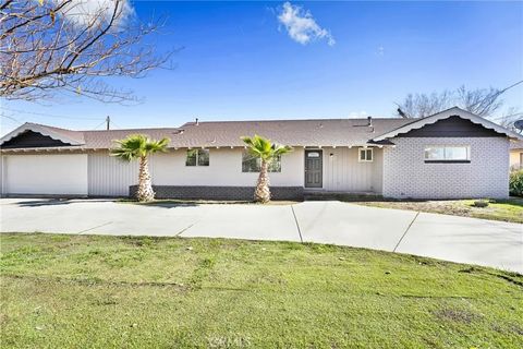 38520 12th East Palmdale CA 93550