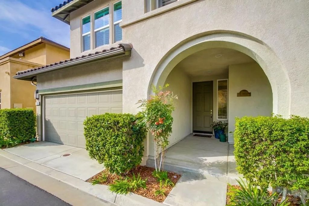 Photo of 17020 New Rochelle Way, San Diego, CA 92127 (MLS # 250042506)