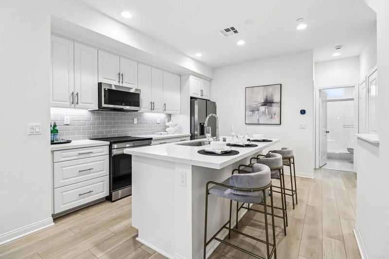 520 Cobblestone Court