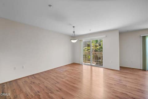 Tiny photo for 530 W Stocker ST #206, Glendale, CA 91202 (MLS # P1-27982)