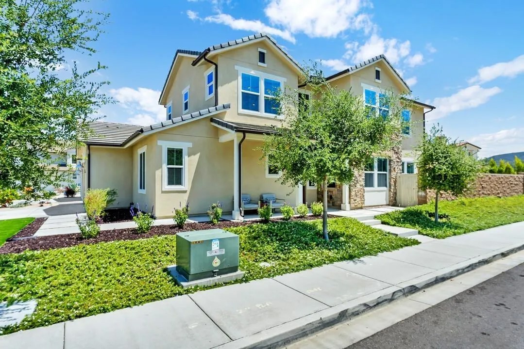 3068 Mimlus Place