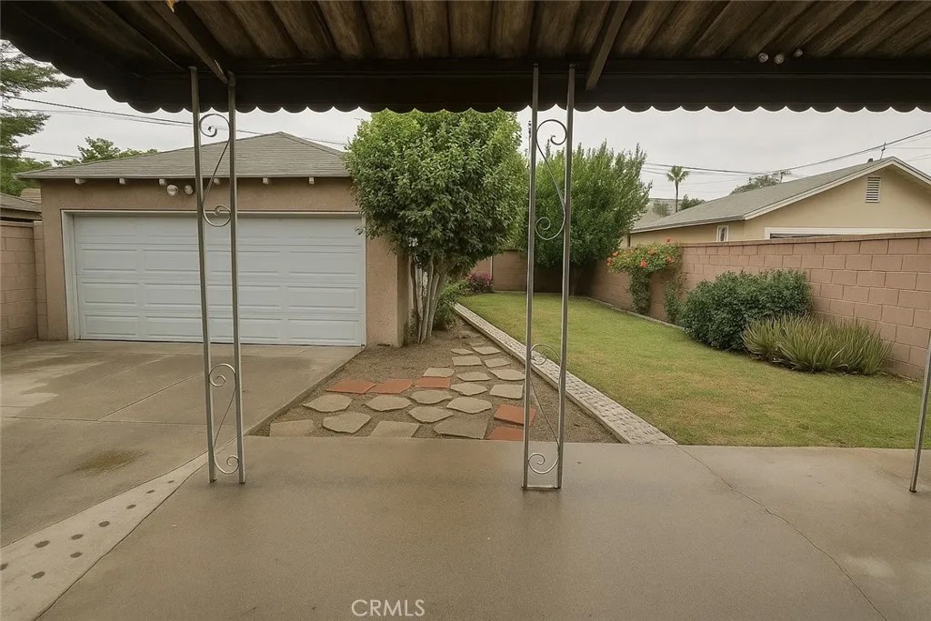 10109 Dorothy Avenue