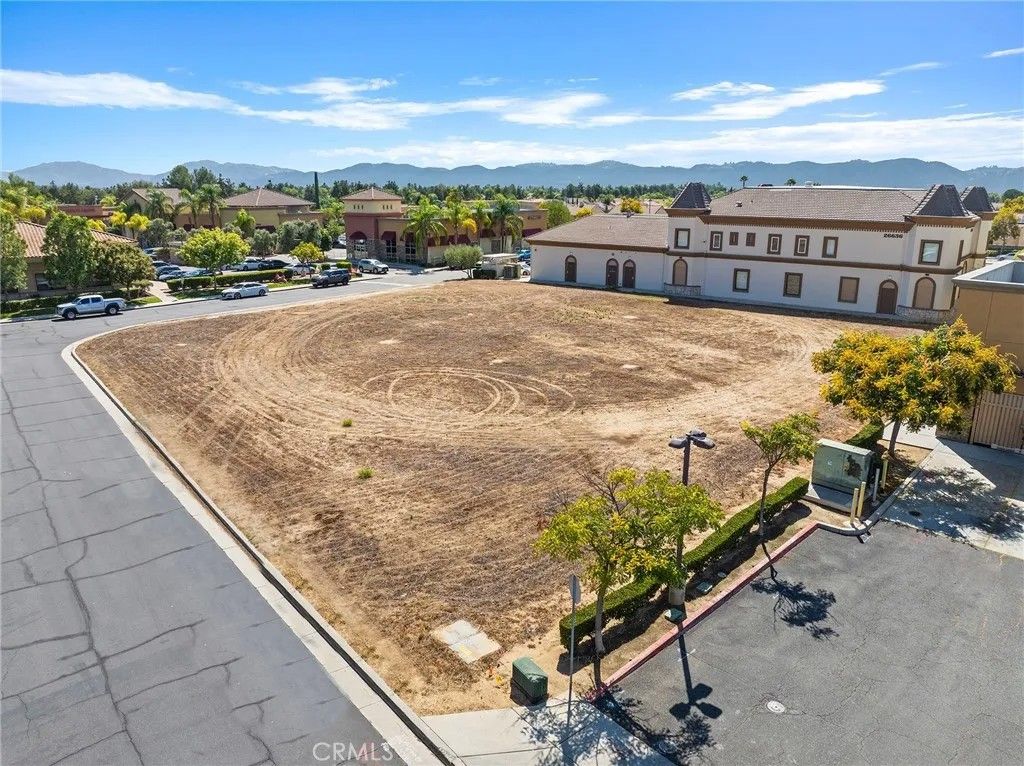 Photo of 0 Date, Murrieta, CA 92564 (MLS # SW25227953)