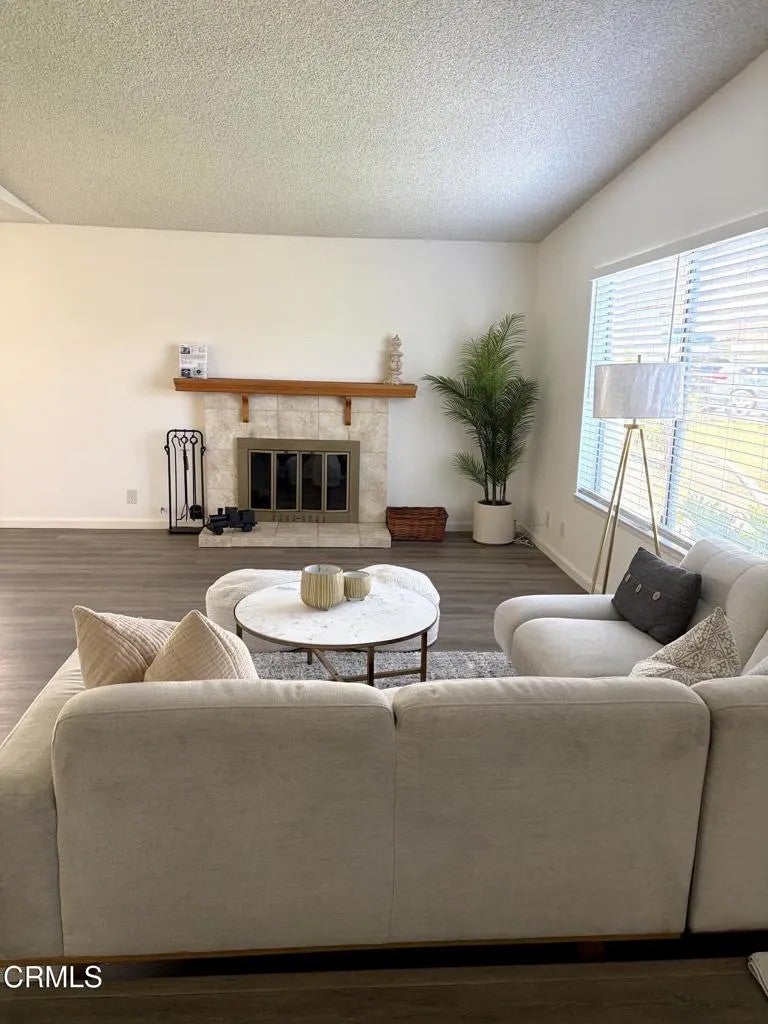 2461 Bunting Avenue