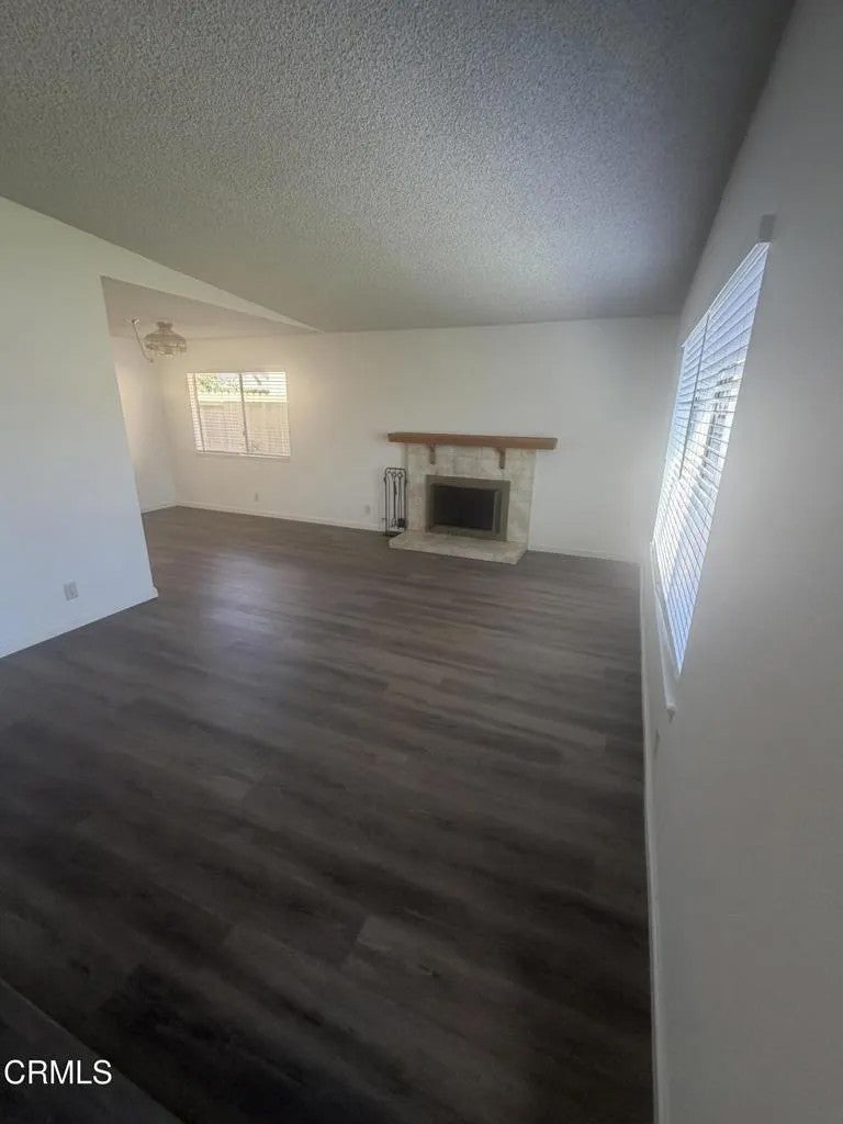 2461 Bunting Avenue