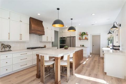 40994 Calle Bandido Murrieta CA 92562