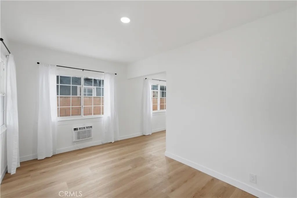 6493 Kingman