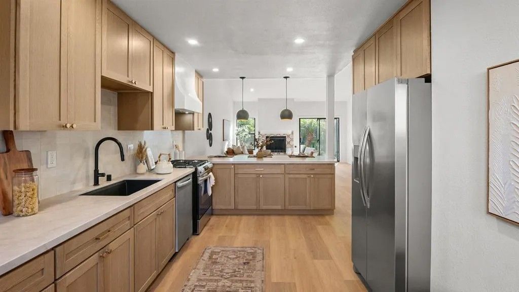 Photo of 15662 Via Calanova, San Diego, CA 92128 (MLS # NDP2511532)