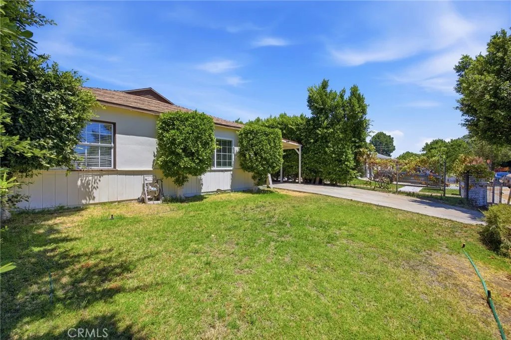 9652 Rincon