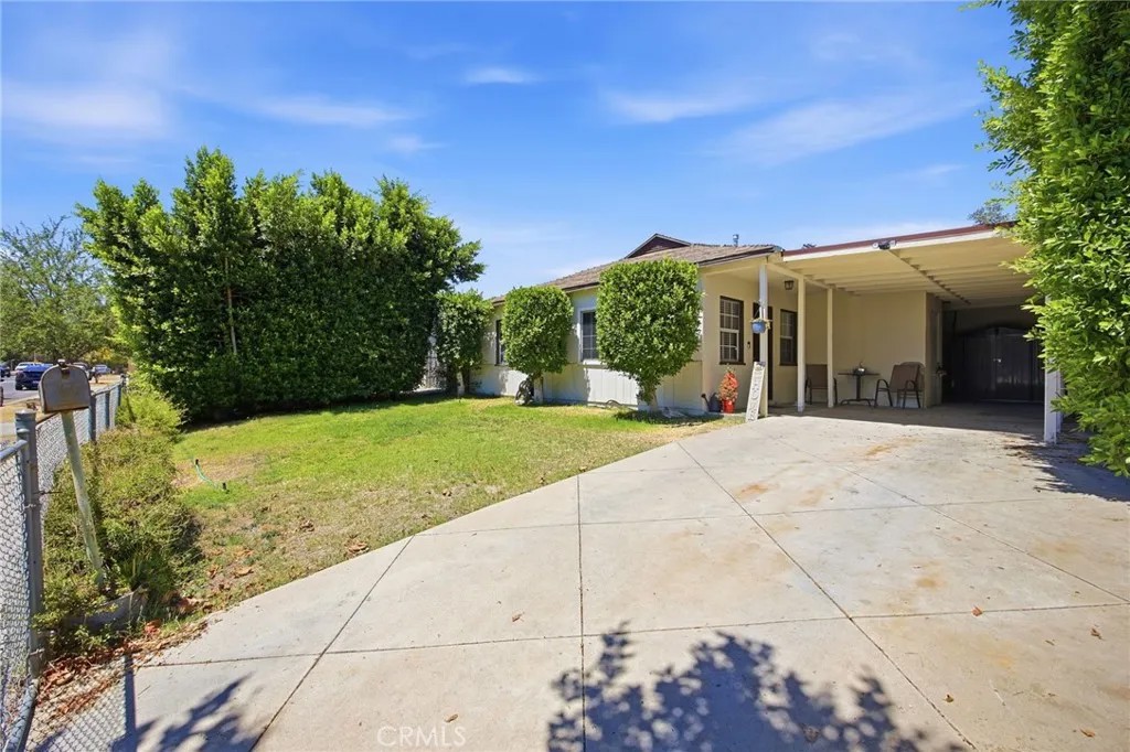 9652 Rincon