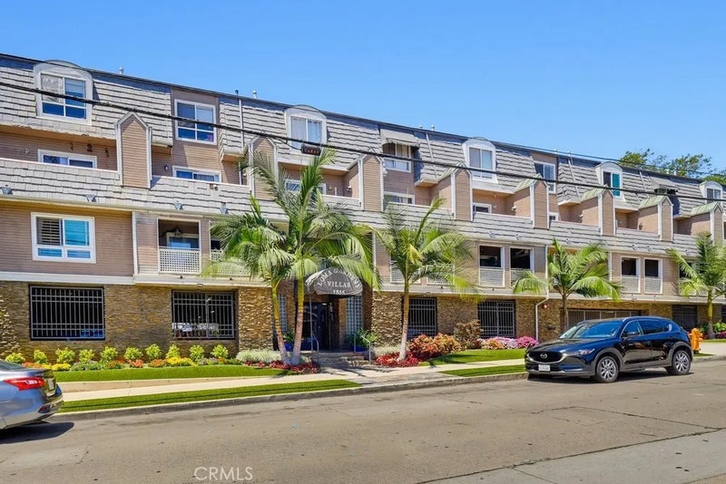 1355 Loma Avenue 311