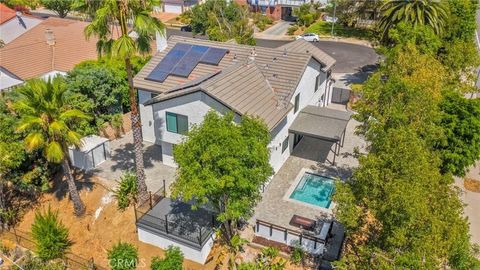 Photo of 20500 Blairmoore Street, Chatsworth, CA 91311 (MLS # SR25247101) Photo of 20500 Blairmoore Street, Chatsworth, CA 91311 (MLS # SR25247101)