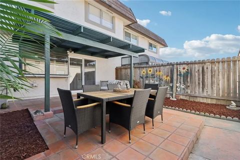 Tiny photo for 5566 Aldershot Walk, Westminster, CA 92683 (MLS # PW25251166)