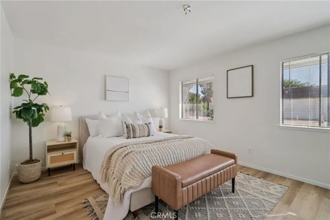 Tiny photo for 5566 Aldershot Walk, Westminster, CA 92683 (MLS # PW25251166)