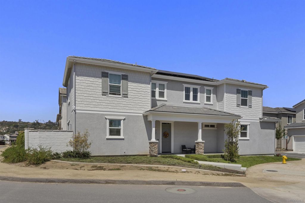 Photo of 27822 Silo Ln, Valley Center, CA 92082 (MLS # 260012259)