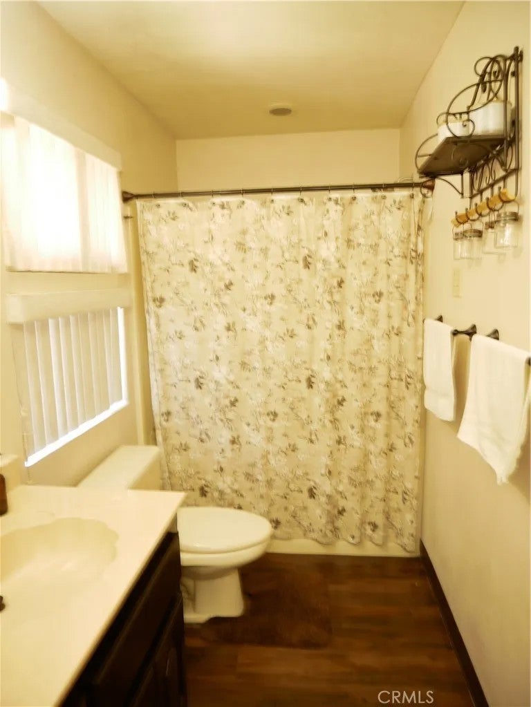 18090 Mariner Drive